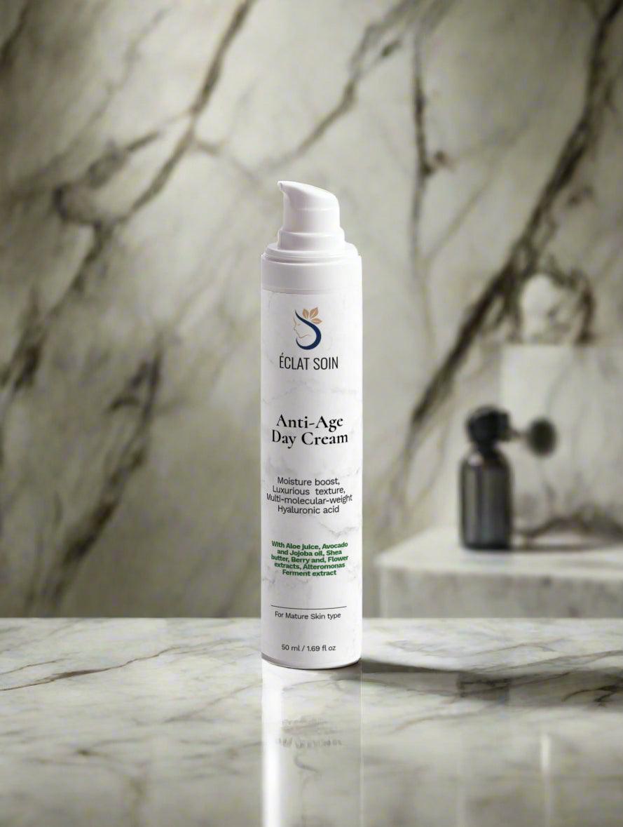 Eclat Soin Anti-Age Day Cream with Hyaluronic Acid for moisture boost and skin rejuvenation